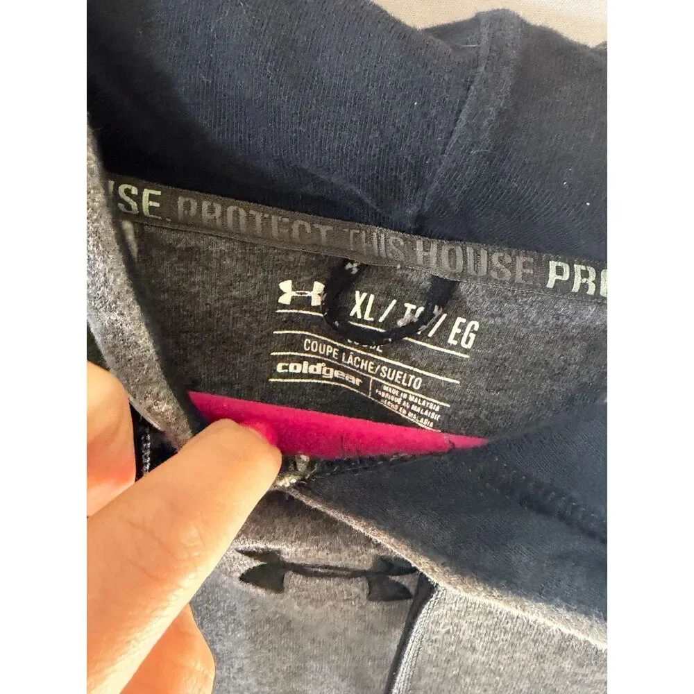 Under Armour Gray Pullover Hoodie Black Logo Hoodie